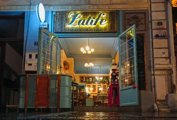 Latife Türk Kahvesi - Belgrad