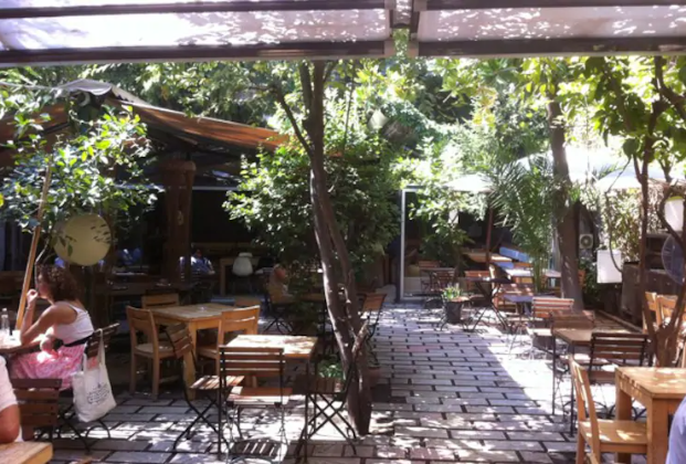 Limonlu Bahçe