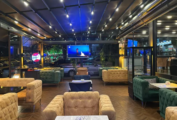EVA LOUNGE 2