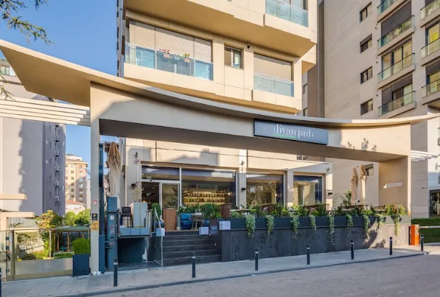 Divan Pub Caddebostan 0
