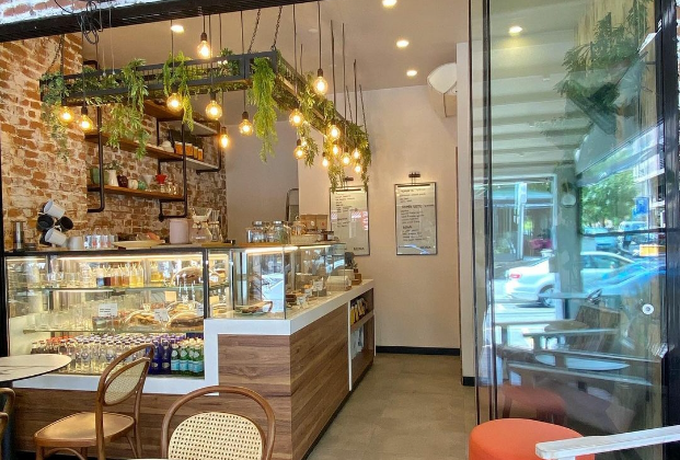 Mona Bakery Cafe
