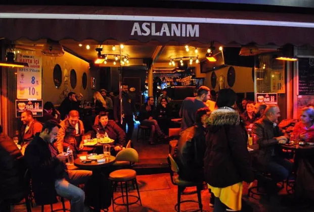 Nevizade Aslanım Bar