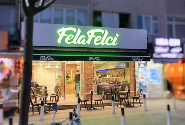 FELAFELCİ