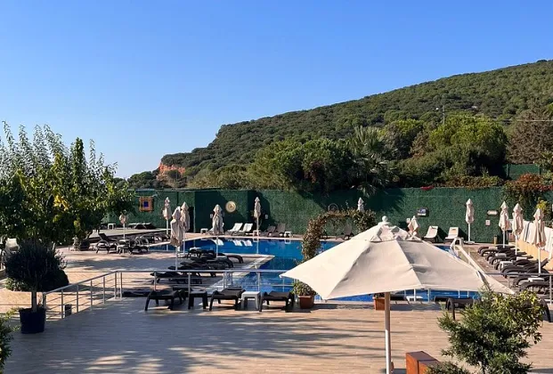 Noya Beach