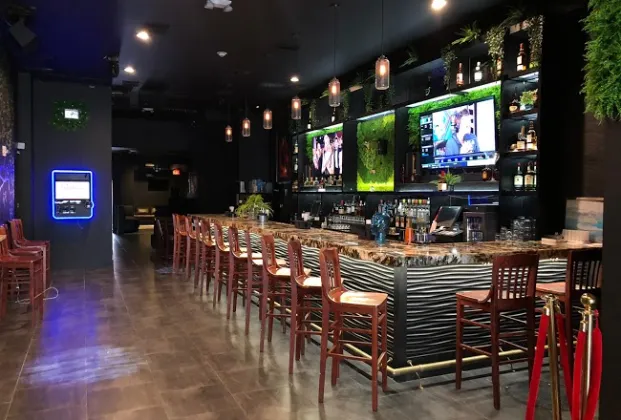 Cucu's Nets Bar 1
