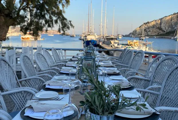 Knidos Restaurant