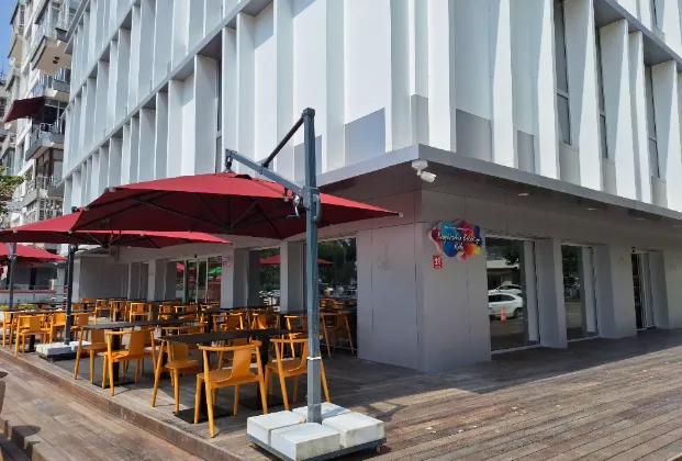 Büyükşehir Belediye Kafe 1
